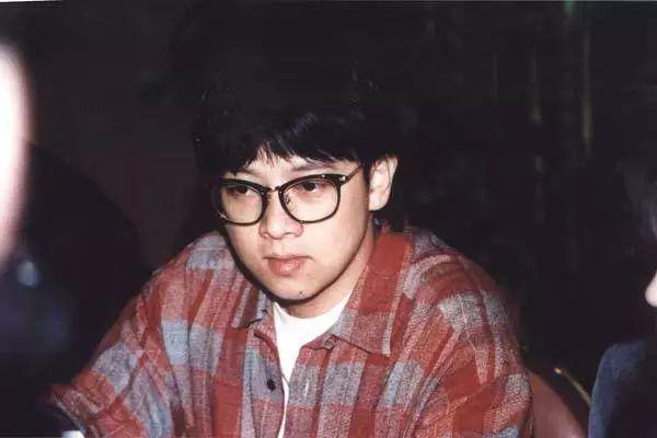 给你们歌词，给你们歌词背后的故事（1990—1999十年风雨十年歌）