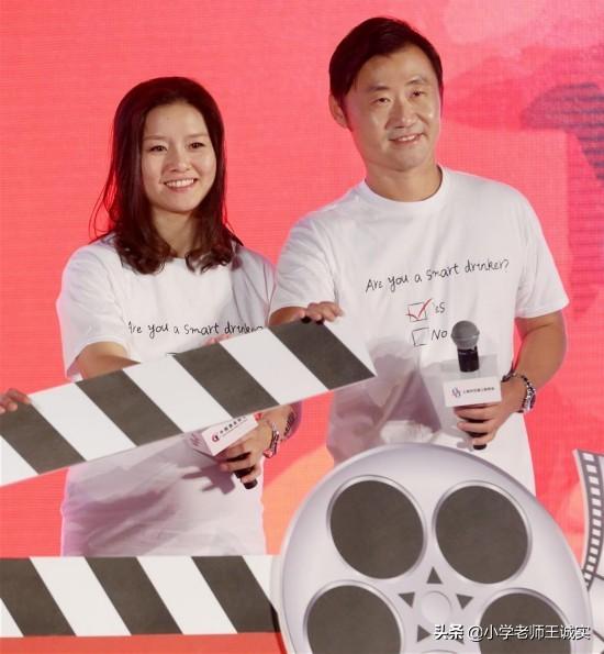 李娜网球个人资料，李娜个人资料（38岁的网球女神李娜）