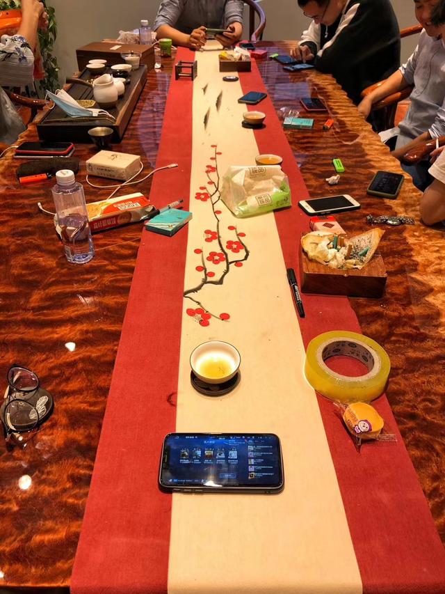 如何存放巴花原木，巴花原木图片（云南小伙8000买89吨非洲丑木）