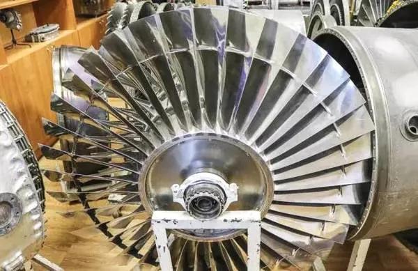 涡扇发动机工作原理,漫谈涡扇发动机涵道比(飞机的动力来源