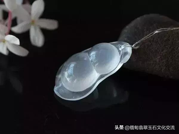 钠长石玉还叫什么玉，钠长石玉是翡翠吗（1000元以内4种最值得入手的高性价比美玉）