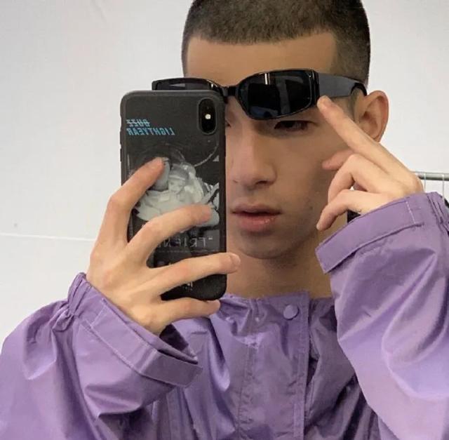 欧美风高冷炫酷男生头像微信，欧美风高冷炫酷男生头像（超酷的欧美头像来袭）