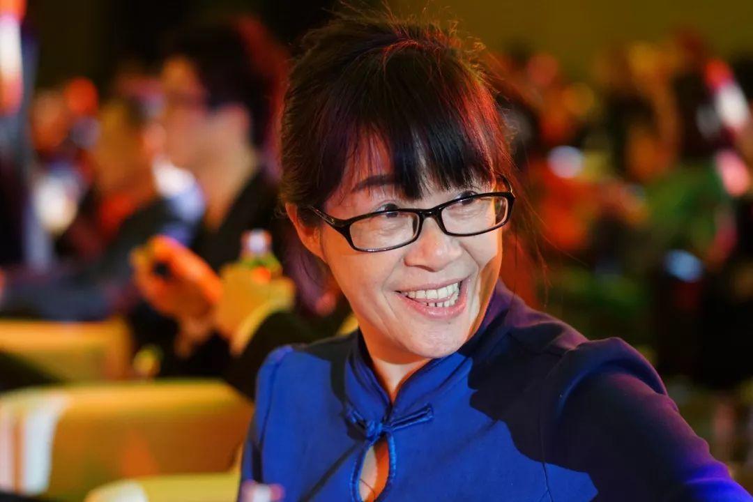 父爱如山秀华朱大海,《晚秋》余秀华 - 玉三网