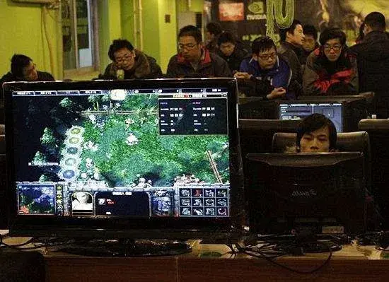 魔兽世界和魔兽争霸有什么区别，魔兽世界和魔兽争霸的区别（玩了3天《魔兽争霸3）