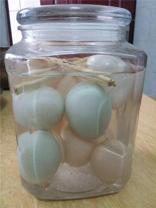 如何腌制咸鸭蛋，怎么腌咸鸭蛋（11种咸蛋腌制方法）