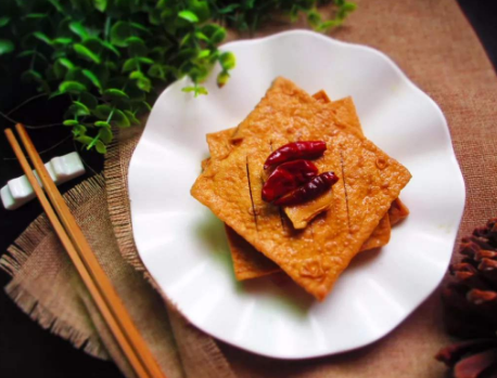 五香卤豆干家常做法，香卤豆干的做法窍门（别直接放卤汁中煮）