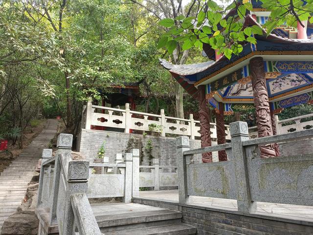 南京东山公园游玩攻略，南京江宁 东山公园