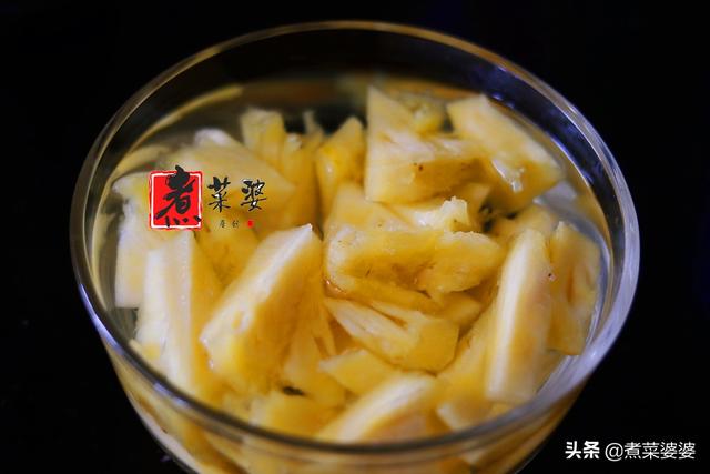 手把手教你做酸奶水果沙拉，酸奶水果沙拉怎么做（但一上桌就被儿子抢吃光）