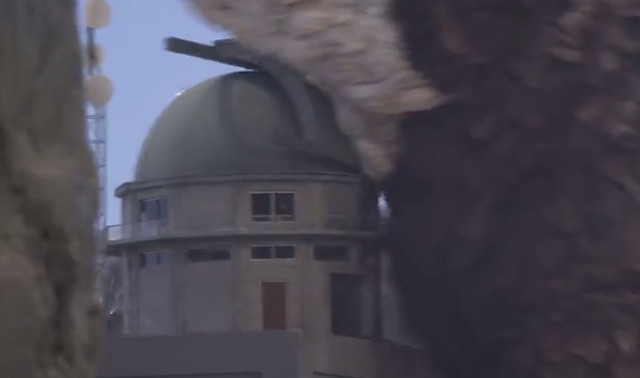 奥特曼搞笑图片，芯儿  沙雕搞笑奥特曼表情包，微信头像（《泽塔奥特曼》最新话有趣场景盘点）