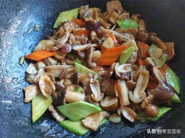 赤松茸怎么吃，清香可口、味道鲜美