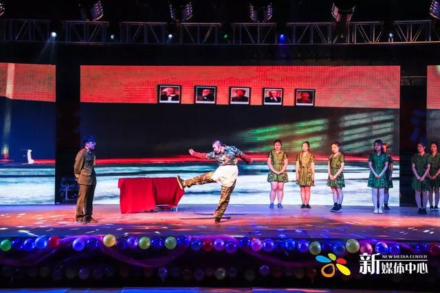 外婆的澎湖湾串词，外婆的澎湖湾串词主持人（2019元旦晚会）