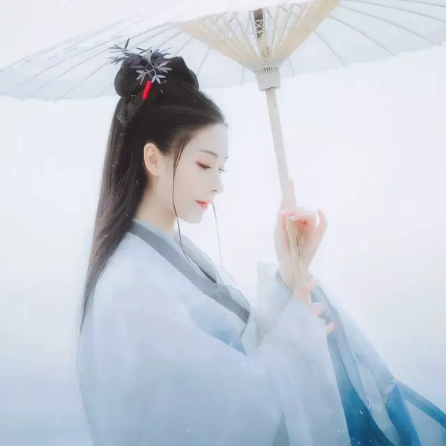 星河滚烫你是人间理想什么意思，星河滚烫你是人间理想是什么意思（星河滚烫，你是人间理想）