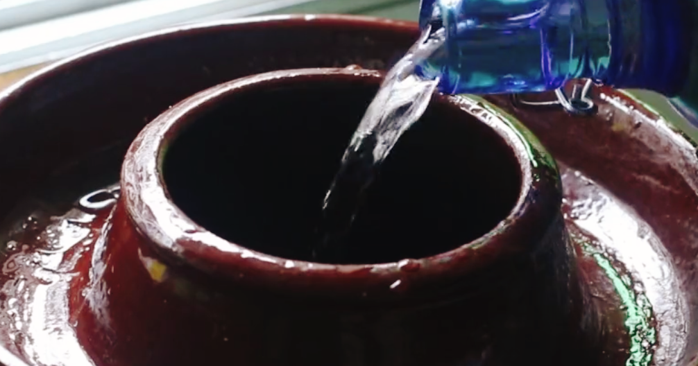 圖片[5]-【四川泡菜】做法步驟圖 酸辣爽脆不生花 放一年不會(huì)壞-起舞食譜網(wǎng)