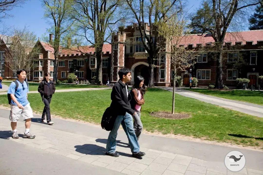 对留学生最好的30所美国大学，留学生希望在美国学校获得什么？
