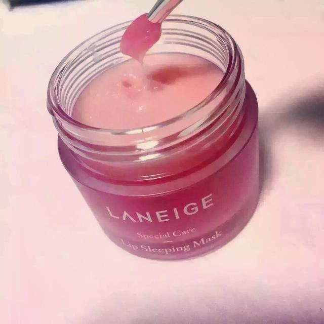 兰芝唇膜好用吗，唇膜是口红之后用还是之前（兰芝系列的唇膜面膜大测评）