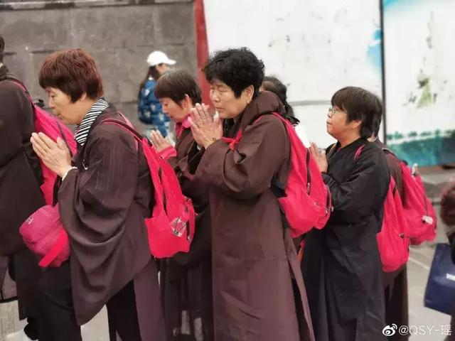 峨眉山海拔多少米，四姑娘山海拔多少米（游峨眉山4大误区，你中了几个）