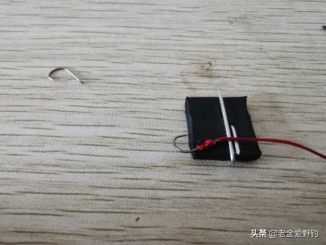 绕线器怎么用，绕线器怎么用（新手也能绑出内绕线鱼钩）