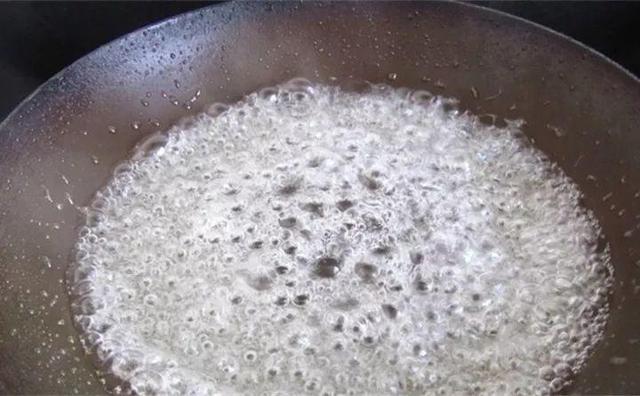 糖稀怎么熬制，大厨教你0失败糖稀熬法