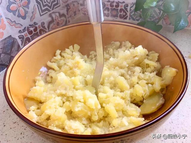 面疙瘩各种做法，简单一炒10分钟就上桌