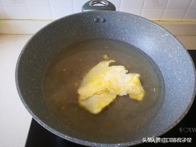 产妇菌菇蔬菜汤怎么做，你需要知道以下几点。