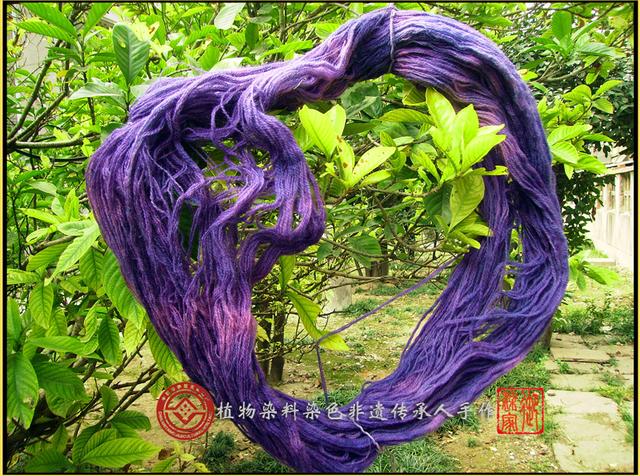 青莲色是什么颜色，淡青莲色是什么意思（御染家手工植物染毛线：青莲色）