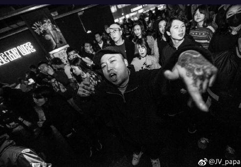 jv是什么意思，jv是什么意思呢（五届IronMic参赛的音乐流浪汉）