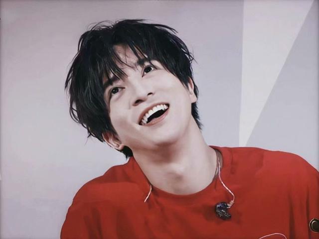 侧脸杀女头~，微信头像，侧脸杀女头~（搞怪头像单人女头）