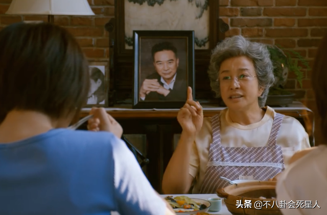 顾里是什么电视剧，江铠同在哪部电视剧中饰演顾里（住四合院、开宝马买菜、全员悬浮）