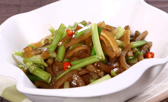 肉皮怎么做好吃，肉皮怎么做好吃又软不腻（猪皮5种最好吃的做法）