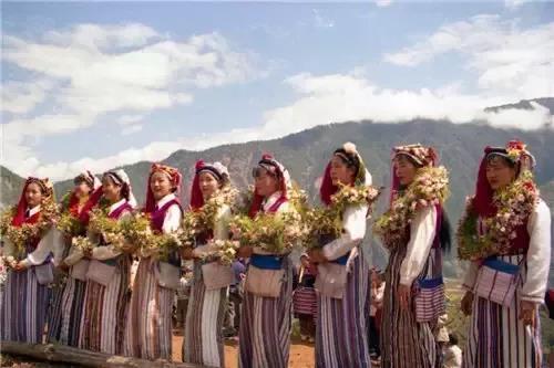 景颇族的传统节日，景颇族的节日（盘点那些年云南少数民族的特色节日）