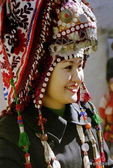 巴巴多斯简史)科普文章吉尔吉斯人,是蒙古人种和欧罗巴人种的混血民族