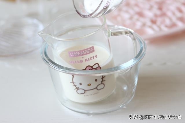 自制奶酪片窍门，怎么做奶酪片（教你在家做双色奶酪）