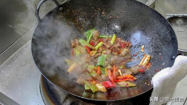 鸡肝怎么做好吃，猫吃的鸡肝怎么做好吃（鸡心这样做最好吃）