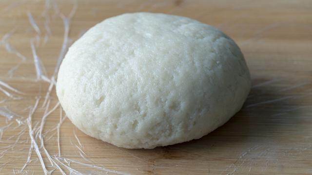 绞肉机能把米打成粉吗，绞肉机可以打糯米粉吗（制作出来的米粉口感润滑）