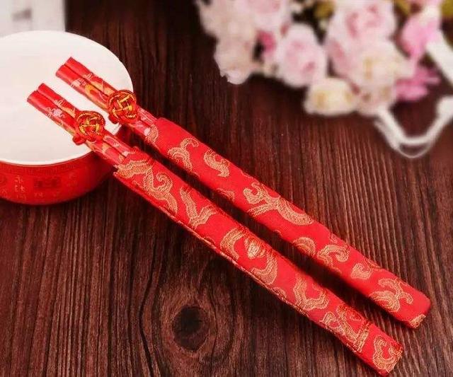 筷子有关中国传统文化的内涵，筷子的文化内涵（那是你不懂中国筷子的文化内涵）