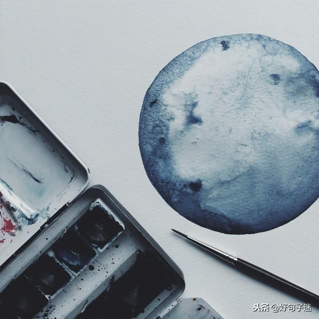 很成熟很现实的说说，很成熟现实的经典说说大全（很成熟很现实的个性说说）