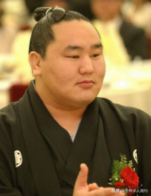 相扑运动员寿命，日本相扑冷知识（日本相扑选手因新冠去世）