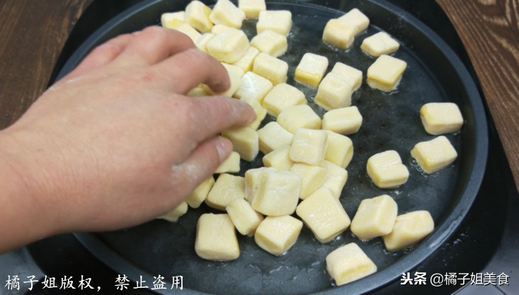 圖片[9]-【奶香小饅頭】做法步驟圖 香甜美味 蓬松柔軟 孩子隔三差五點-起舞食譜網