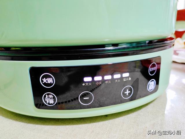 火锅料有什么食材，火锅料有哪些食材（吃啥都不如热乎乎的火锅）