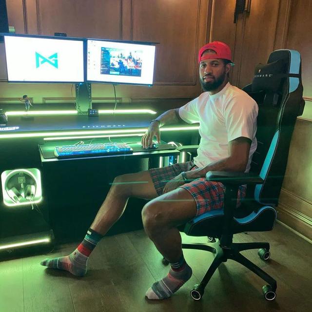 男头。忘掉种过的花，微信头像，男头。忘掉种过的花，重新开始。（“其实我不太懂喜欢）