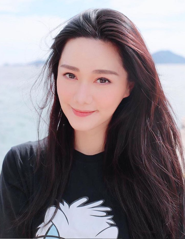 马国明杨怡,马国明杨怡演的电视剧(41岁杨怡生产四个月极速瘦身)