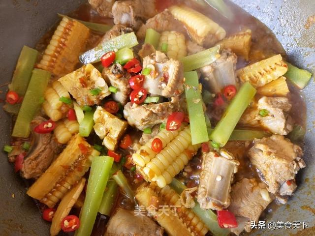 松子玉米的做法，玉米馒头怎么做才能松软好吃视频（玉米这样做也太好吃了吧）