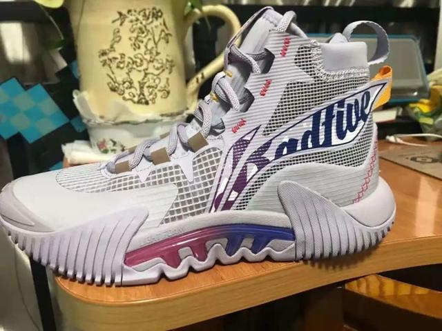 反伍是什么意思，李宁反伍系列（安踏外场实战篮球鞋曝光）