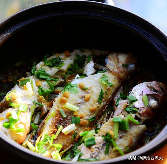 潮汕杂鱼煲的做法,汕头杂鱼煲的做法(砂锅普宁豆酱杂鱼煲)