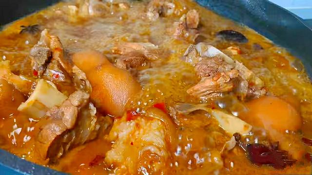 酱大骨头的家常做法，酱大骨头的最佳做法（想吃酱大骨再不用去买啦）