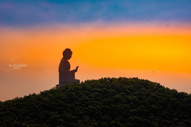 六鼎山大佛是亚洲第一大佛吗，金鼎大佛是亚洲第一大佛吗（长白山下藏有世界最高坐佛）
