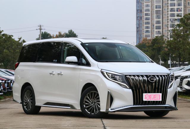 广汽传祺m8裸车价多少万，奔驰商务车七座2022新款价格（24.28万提了传祺M8）