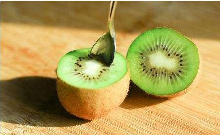 猕猴桃有酒味还能吃吗，有酒味的猕猴桃能吃吗（为什么买的猕猴桃会有一股酒味）