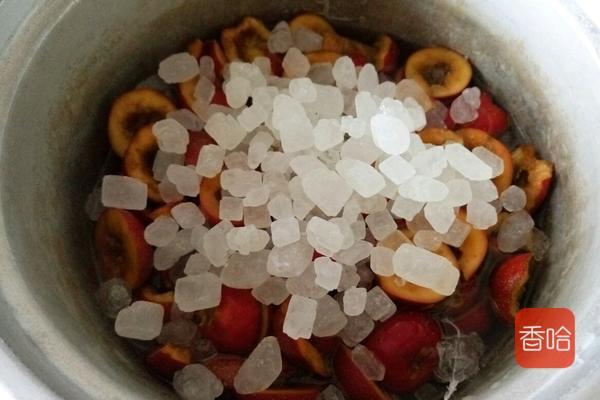 去山楂核的小技巧，山楂身上的小机关