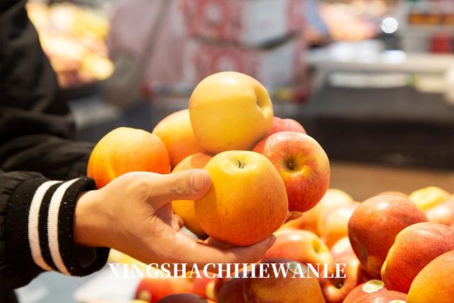 小天才z1s和z5的区别，小天才z5和z5（吃喝玩乐购5折起一网打尽）